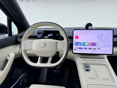 Nio EC6