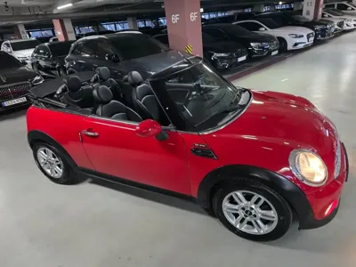 MINI Cooper Convertible