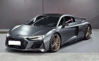 Audi R8