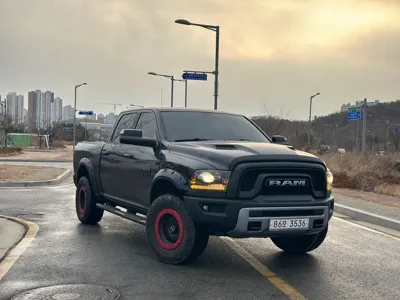 Dodge Ram Pick Up