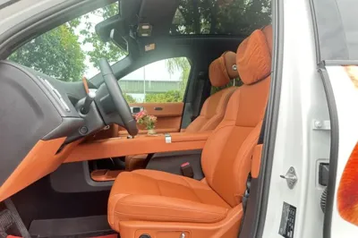 Li Auto L6
