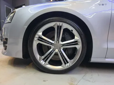 Audi S8