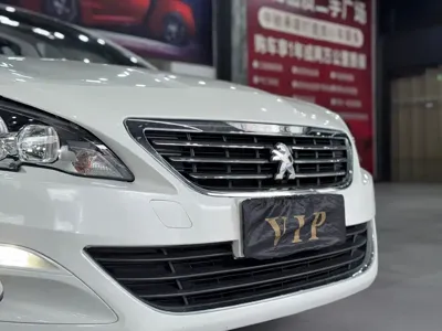Peugeot 408