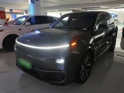 Li Auto Li L8