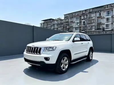 Jeep Grand Cherokee (Import)