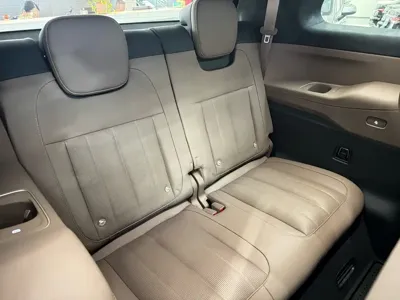 Nio ES8