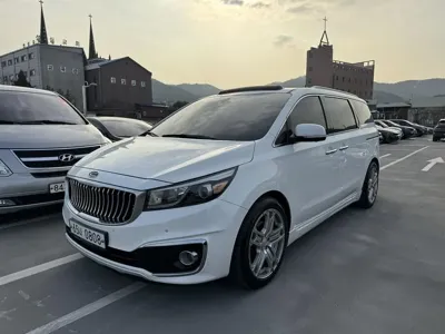 Kia Canival