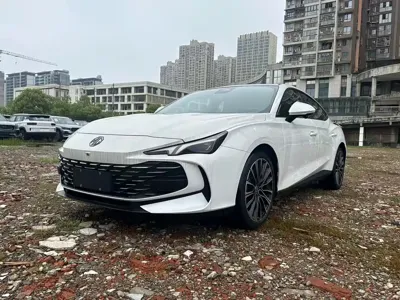 MG MG7