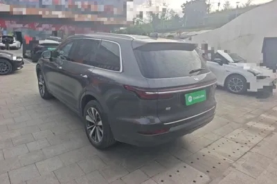 Li Auto ONE