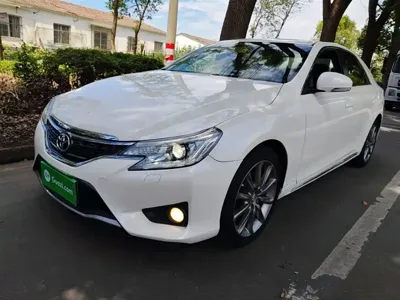 Toyota Reiz