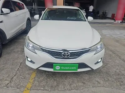 Toyota Reiz