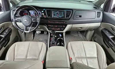Kia Canival