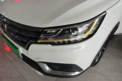 Roewe RX3