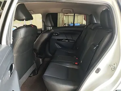 Toyota Yaris L