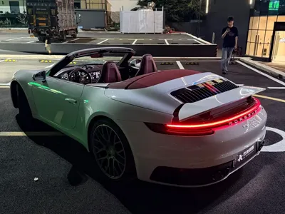 Porsche 911