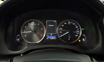 Lexus IS