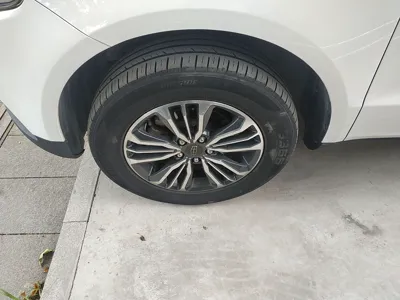 Geely Vision X6