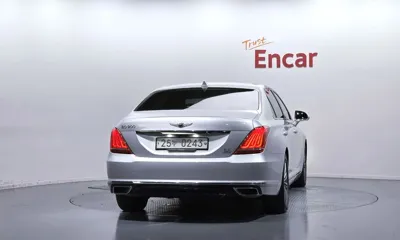 Genesis EQ900