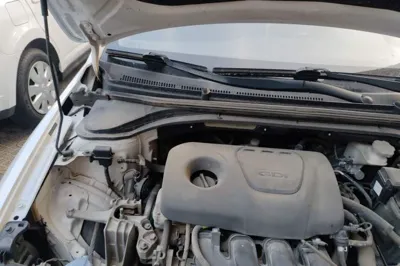 Hyundai Elantra (6th Generation