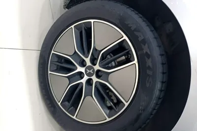 Xpeng P7
