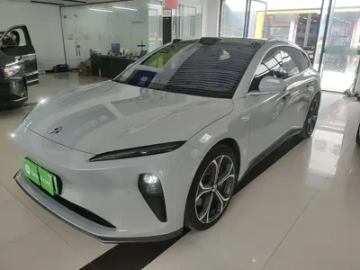 Nio ET5T