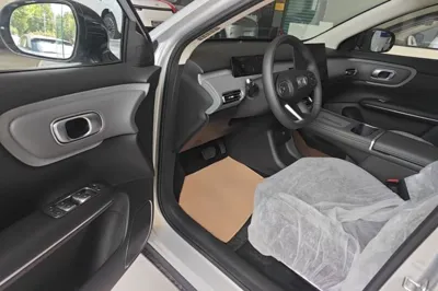 CHANGAN NEVO Q05