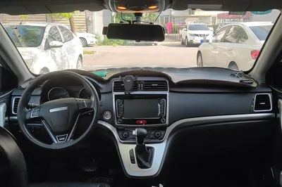 Haval M6