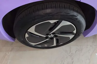 Nio ES8