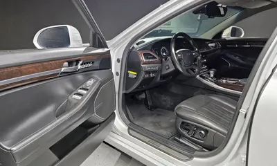 Genesis EQ900