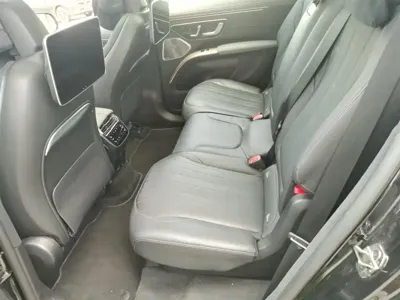 Mercedes-Benz EQS SUV