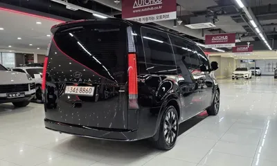 Hyundai Staria