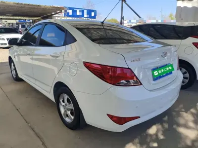Hyundai Verna
