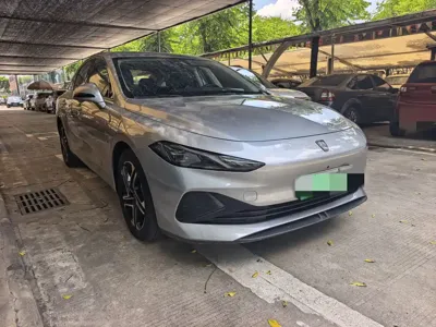 Roewe D7