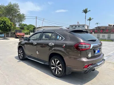 BYD S7
