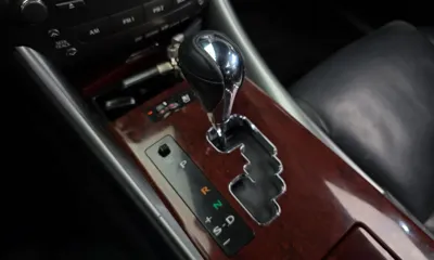 Lexus IS
