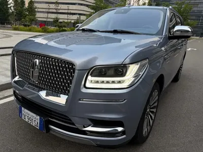 Lincoln Navigator