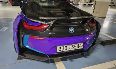 BMW i8