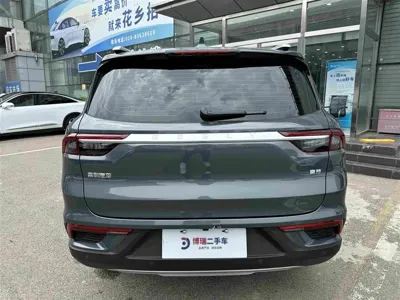 Geely Haoyue