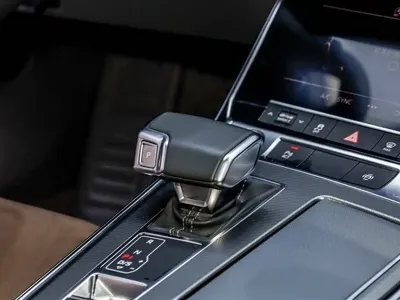 Audi A7L
