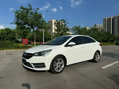 Chery Arrizo 5
