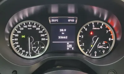 Infiniti Q30
