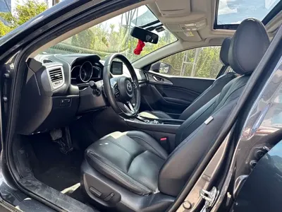 Mazda 3 Axela