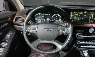 Genesis EQ900