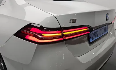 BMW i5