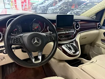 Mercedes-Benz V-Class