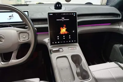 Nio EC6