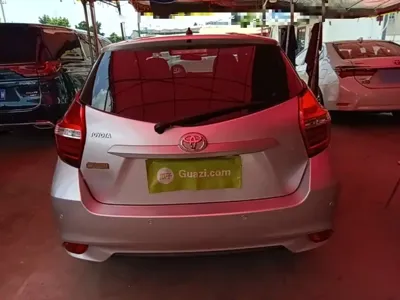 Toyota Yaris L