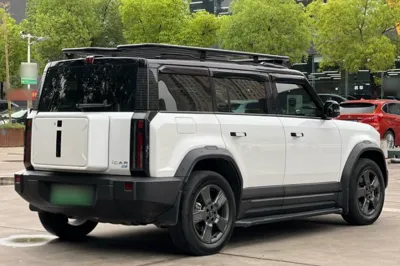 iCAR 03