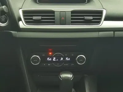 Mazda 3 Axela