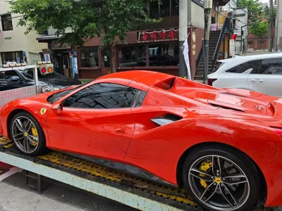 Ferrari 488